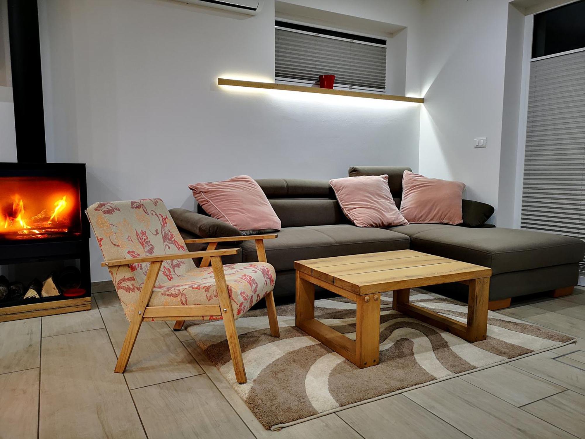 Pr'Fik Apartments Kranj Eksteriør bilde