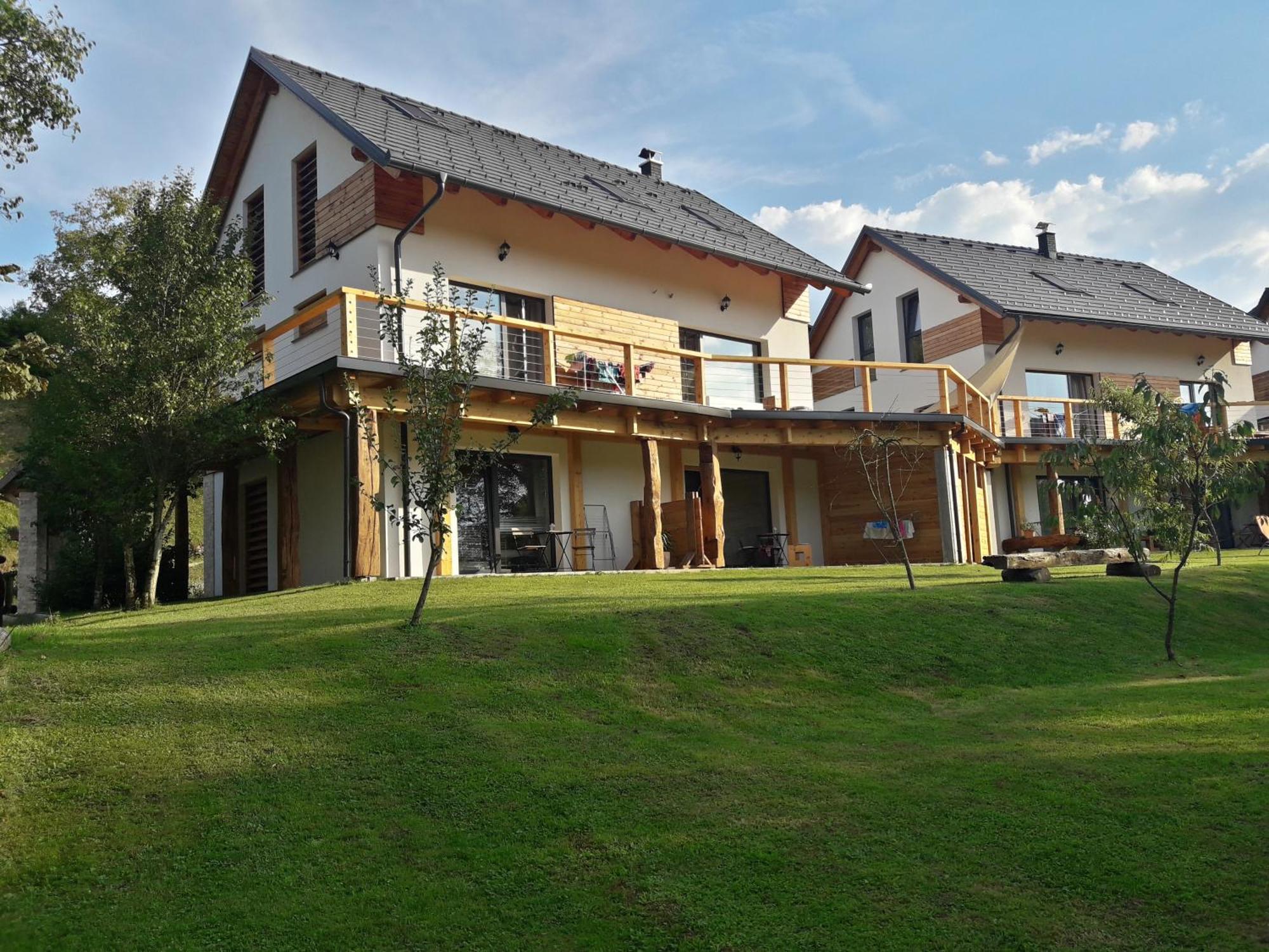 Pr'Fik Apartments Kranj Eksteriør bilde